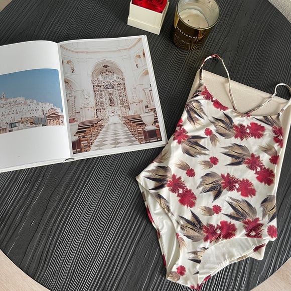 La Perla Other - La Perla swimsuit sz  IT 44 $395